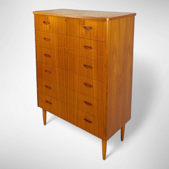 Image 1 of Commode vintage à 6 tiroirs de Suède