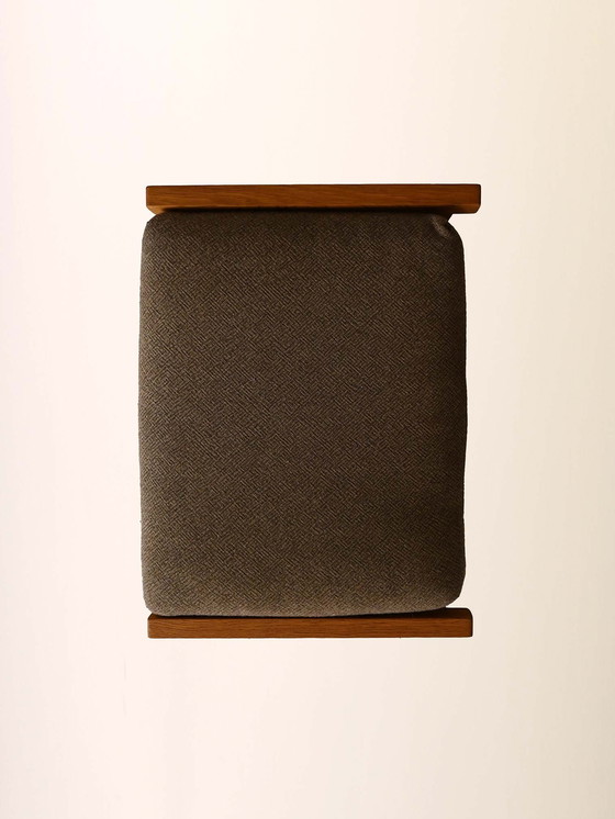 Image 1 of Hans Wegner GE 375 Fauteuil met Voetenbankje