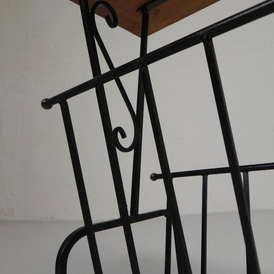 Image 1 of Tavolino vintage, portagiornali con piastrella di Hemiksem, anni '50