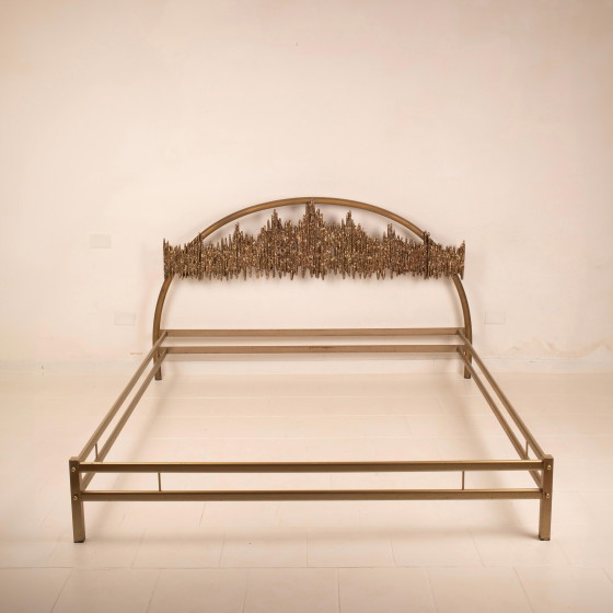 Luciano Frigerio Brutalista Aurora Letto Scultoreo King Size in Ottone – Materassi e reti, Bronze, Brass (photo 8 of 26)