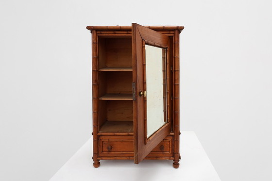Image 1 of Mobile speziale in finto bambù con specchio e cassetto, Francia, 1900