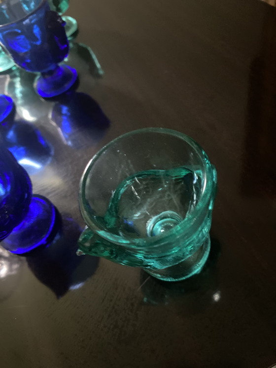 Image 1 of 8 hueveras o palmas de coco