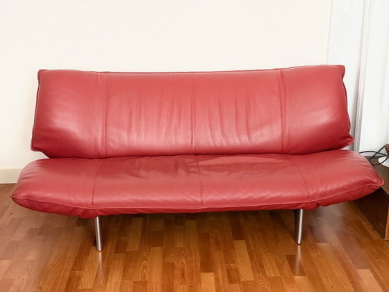 Leolux Tango design Sofa red leather (2-seater) – Metal (photo 4 of 6)