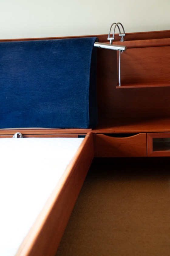 Poliform Morgante - Ensemble Bedframe - Bedroom Set - Walnut Wood – Double beds (photo 9 of 12)