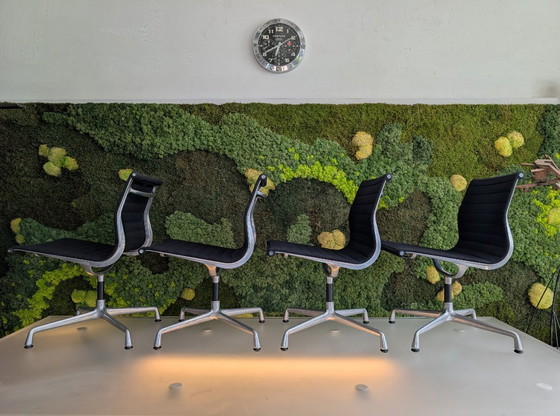 Image 1 of 4x Vitra EA 106 stoelen | Charles & Ray Eames