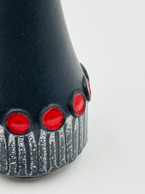 Image 1 of Schlossberg Isle Stephan black and red vintage vase