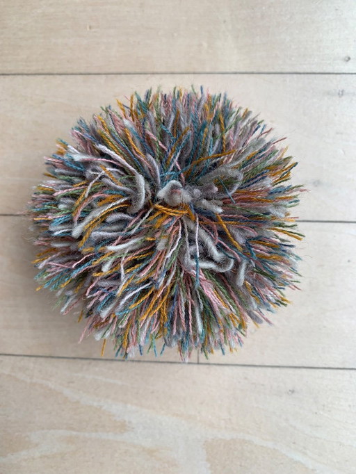 Tapis aux formes organiques de Carpet Sign