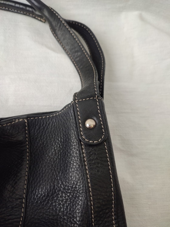 Scapa Black Leather Handbag Timeless Beauty – Shoulder bags (photo 12 of 15)