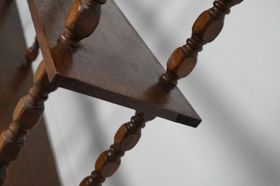 Image 1 of Bibliothèque/étagère murale à bobines en chêne français style années 50