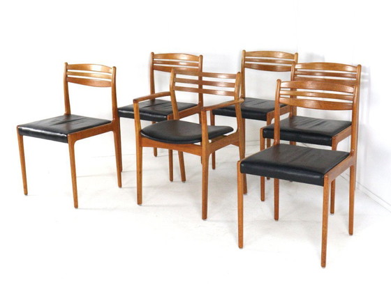 Image 1 of Ensemble de 5 + 1 chaises vintage danoises