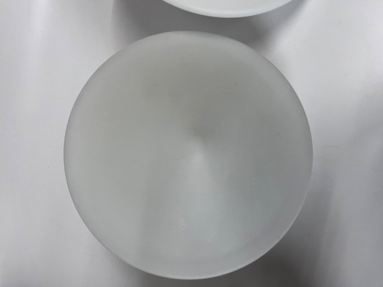 Image 1 of 2x RAAK discus Mid Century wandlamp wit opaalglas bakelieten armatuur model B1410