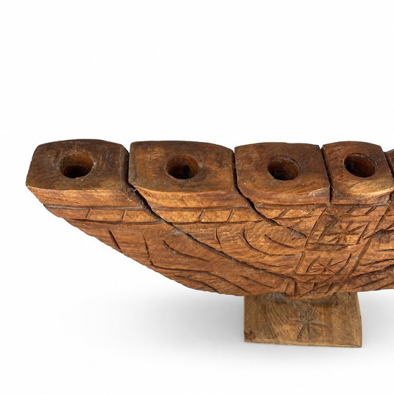 Vintage Menora (7-armig) / Kandelaar in brutalistisch design / Volkskunst – Decoratieve objecten, Wood (photo 9 of 11)