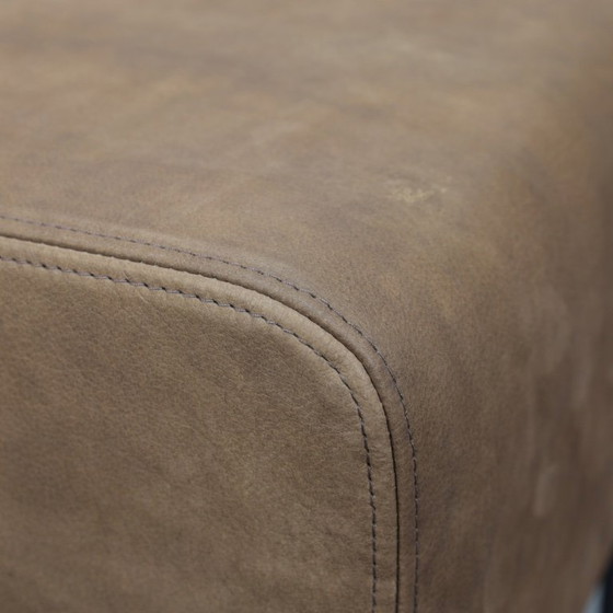 Image 1 of Sgabello basso Bokk in pelle di Ka-Lai Chan per Puik Design