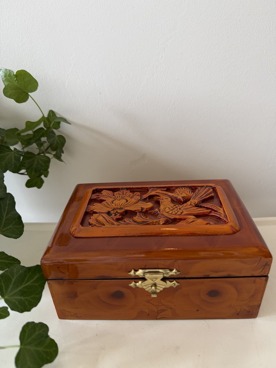 Image 1 of Joyero de madera antiguo