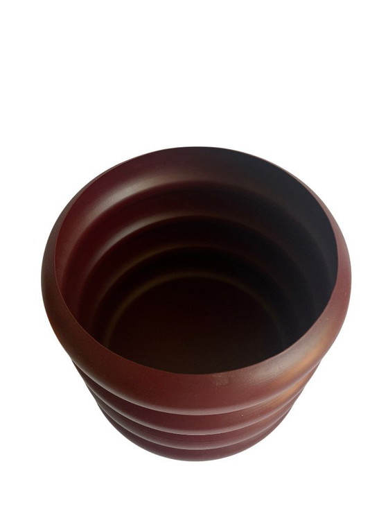 Image 1 of Grand pot de fleurs Rudi en aluminium rouge bordeaux