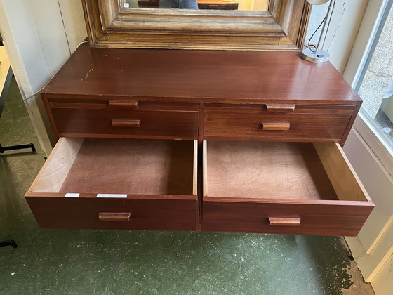 Image 1 of Werkplaatskast met lades, jaren 1950/60