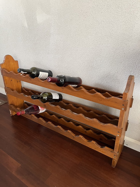 Image 1 of Robusto portabottiglie vintage in legno