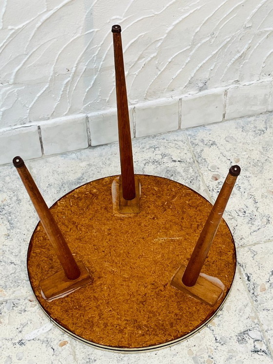 Image 1 of Tavolino vintage in stile giapponese con decorazioni a tema geisha.