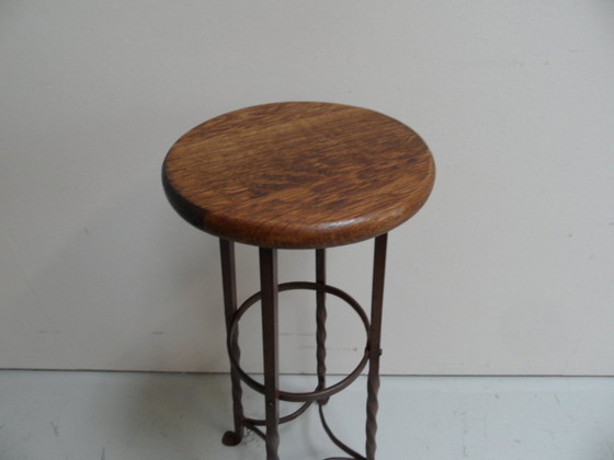 Table d'appoint ronde vintage en métal – Tables d'appoint, Wood, Iron (photo 3 of 9)