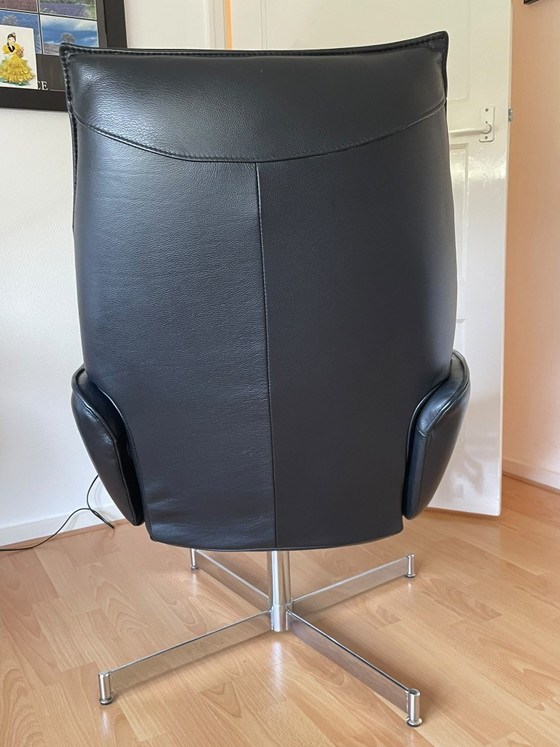 Sillón giratorio de cuero negro – Hulshoff, Sillones, Leather (photo 4 of 7)