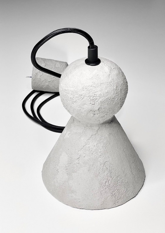 Image 1 of LOVER 02 Designer-Pendelleuchte von Rodrigo Vairinhos "NEO", Mineralbeton