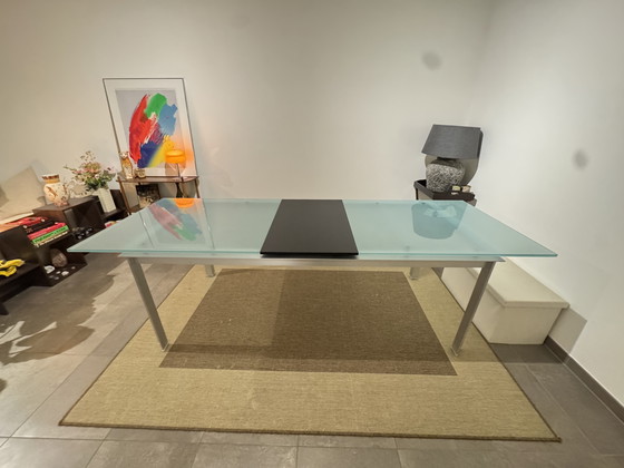 Image 1 of B&B Italia extendable designer dining table, Paolo Piva, glass