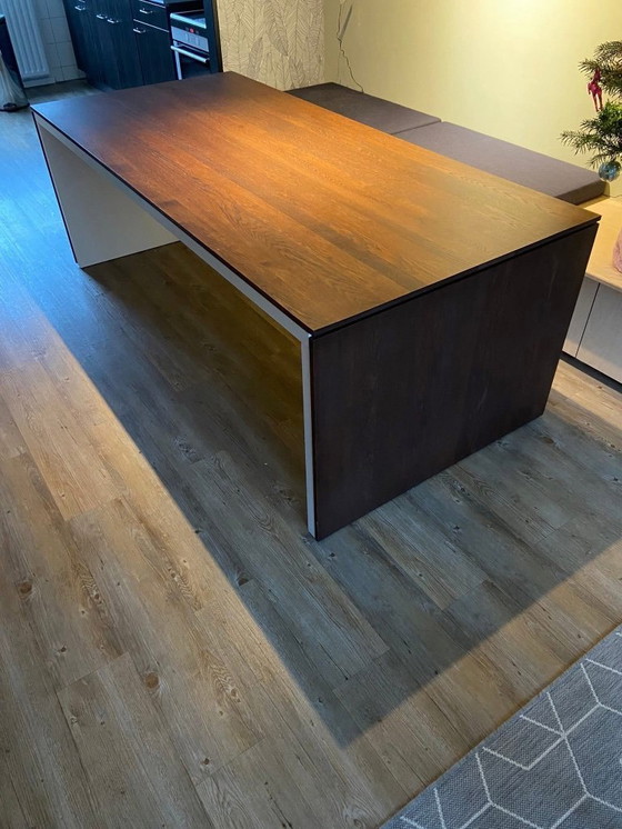 Image 1 of Table design Motto