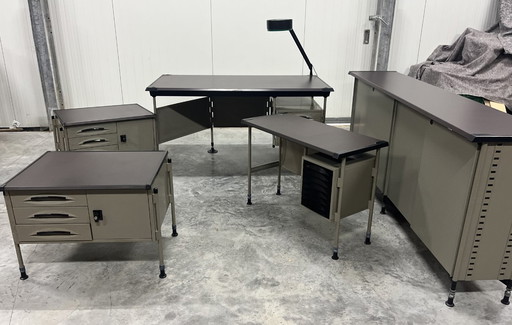 Set da scrivania Spazio, disegnato dallo Studio BBPR per Olivetti, anni '60
