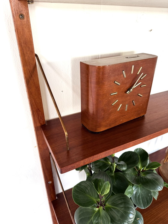 Vintage Deens Teakhouten Wandsysteem ‘60 – Wandkast, Wood, Brass (photo 8 of 13)