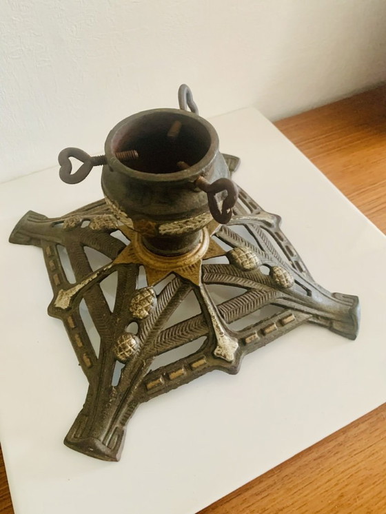 Image 1 of Vintage Art Deco kerstboomstandaard van gietijzer uit Duitsland, circa jaren 20/30.