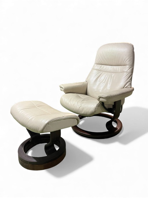 Stressless Sunrise Stuhl mit Fußstütze