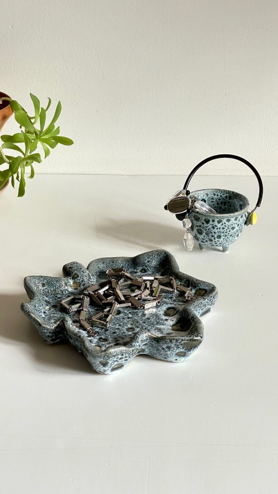 Image 1 of Piatto portaoggetti in ceramica vintage VILLAURIS