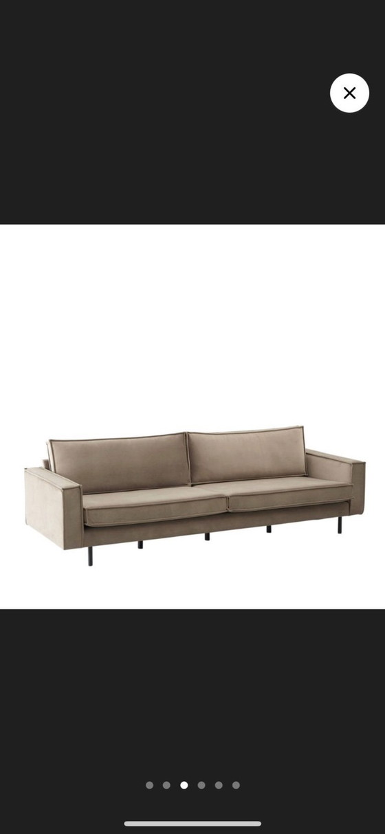 Image 1 of Divano in velluto color tortora, 4 posti