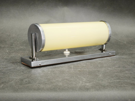 Image 1 of Bauhaus-Wandleuchte aus den 1930er Jahren mit Chrom und cremefarbenem Opalglas, Tschechoslowakei