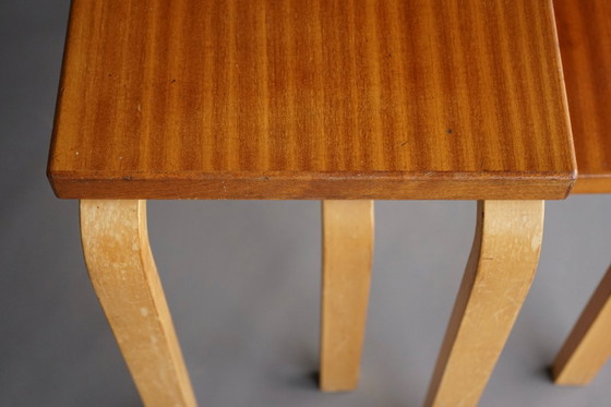 Image 1 of Mesas nido modelo 88 atribuidas a Alvar Aalto para Artek, años 60, lote de 2