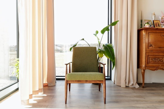Image 1 of Mid-century moderne fauteuil in olijfgroene bouclé-stof, design van H.Lis