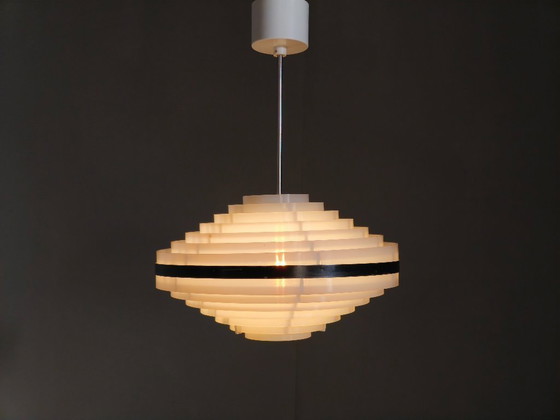 Image 1 of Lampada a sospensione UFO dell'era spaziale cecoslovacca degli anni '60
