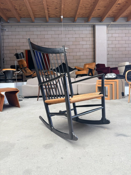 Vintage J16 Rocking Chair By Hans Wegner For Fdb Möbler