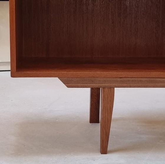 Mid Century Sideboard – Buffetschränke, Wood (photo 26 of 28)