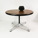 Vitra Eames Contract Table (table basse), conçue par Charles & Ray Eames, Suisse, années 1970-1980.