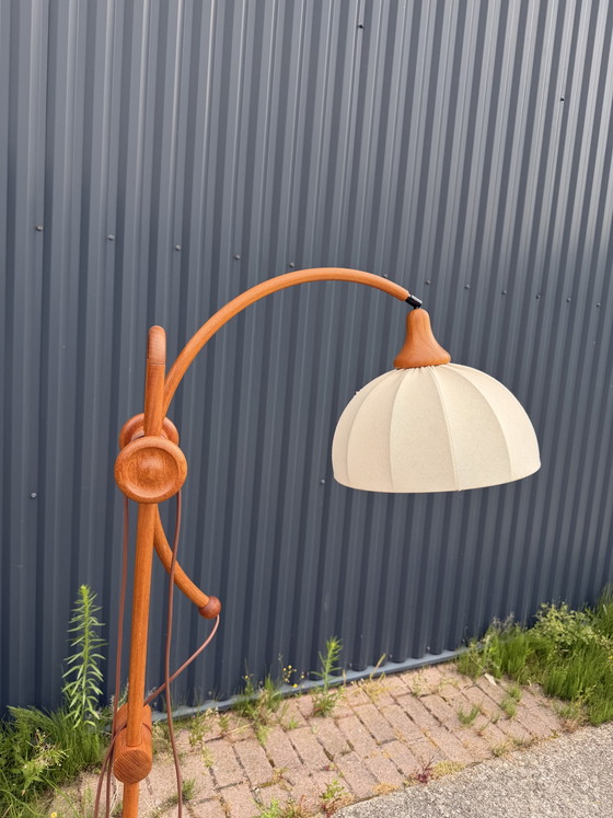 Lampada ad arco vintage in teak – Lampade da terra, Textile, Wood (photo 11 of 15)
