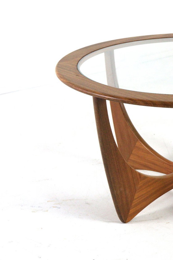 Image 1 of Table basse ronde G-Plan Astro Vintage 'Ludlow'