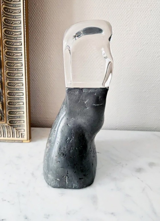 Image 1 of Sculpture Anthropomorphe Monumentale Visage Hybride Cristal Massif Métal Brut 11kg Design Moderniste Brutaliste 2e Moitié XXe