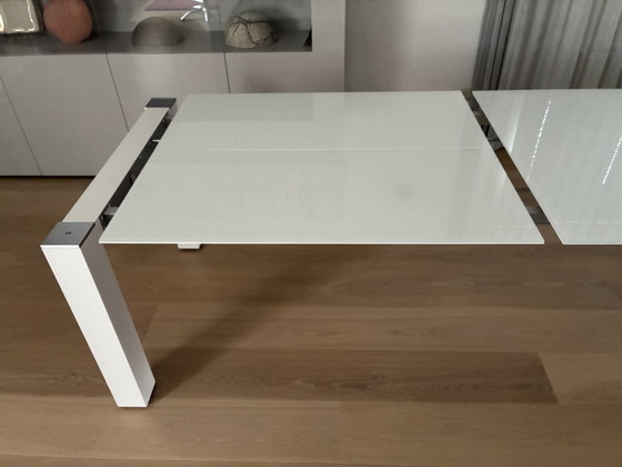 Image 1 of Table à manger Jori