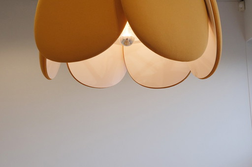 Bogaerts Blossom Lampe L mit orangefarbener Polsterung und weißem Gestell