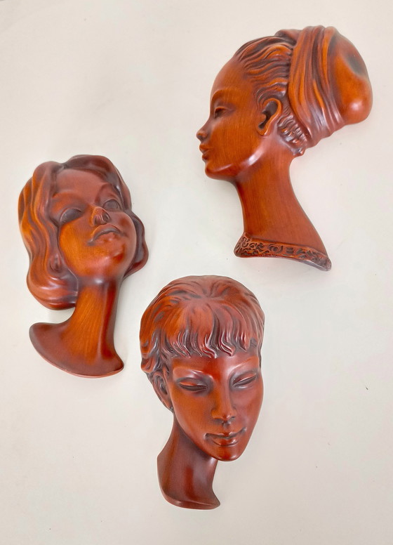 Image 1 of Raumschmuck Three Wall Masks Fifties