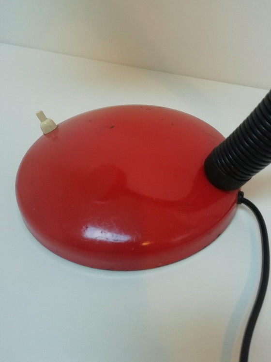 Image 1 of Prachtige, rode vintage bureaulamp van Massive