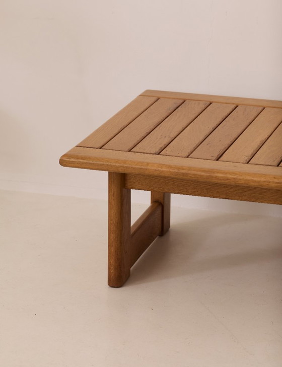 Image 1 of Vintage vierkante salontafel van massief iepenhout, Dlg Regain, circa 1980.