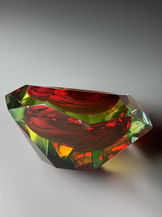 Image 1 of SEGUSO - Flavio Poli, Murano – Two-Tone Sommerso Crystal Bowl (Uranium & Ruby), 1950s