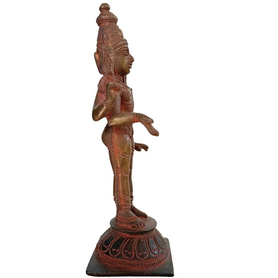 Statua di Vishnu in bronzo dorato del XIX secolo – Sculture, Bronze (photo 3 of 10)